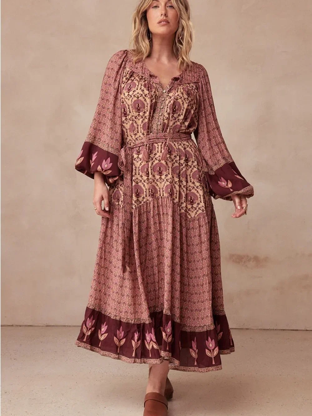 long black maxi dress long sleeve Black V-Neck Long Sleeve Fitted Maxi Dress
